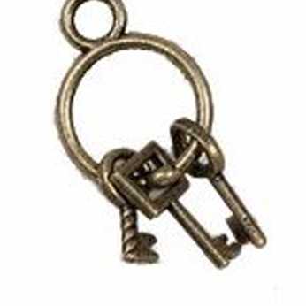 Scrapberrys Schlüssel auf Ring klein